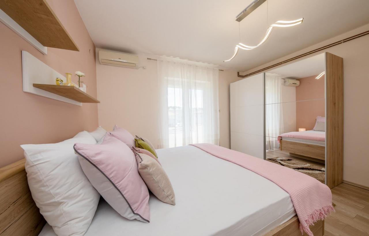 ראב Apartments Luka מראה חיצוני תמונה