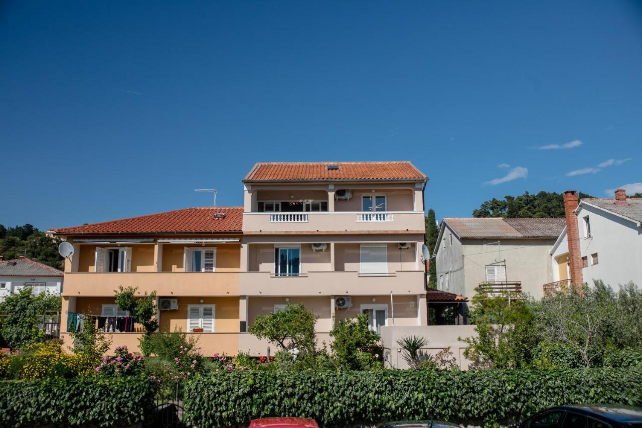 ראב Apartments Luka מראה חיצוני תמונה